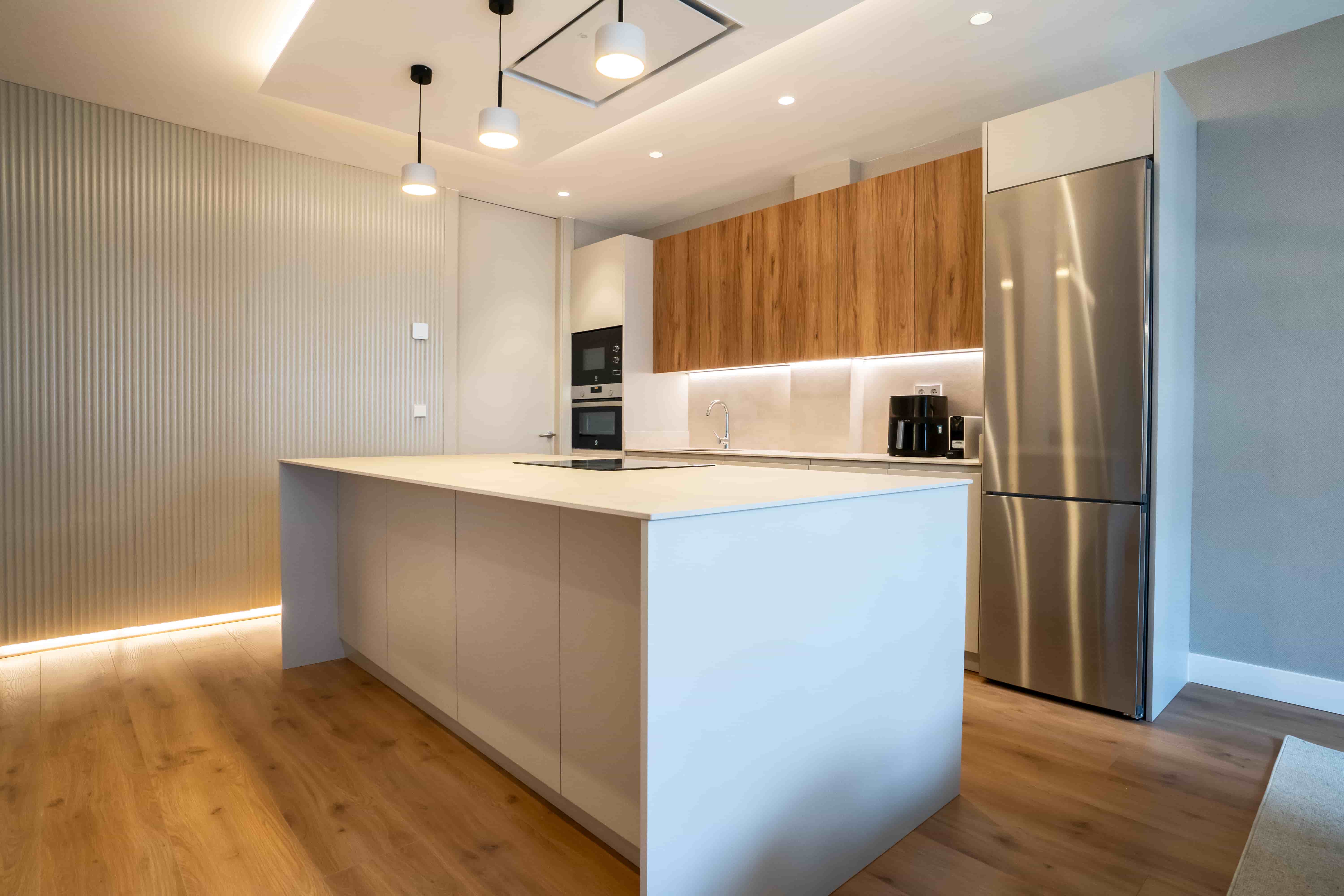 piso de oviedo con cocina moderna