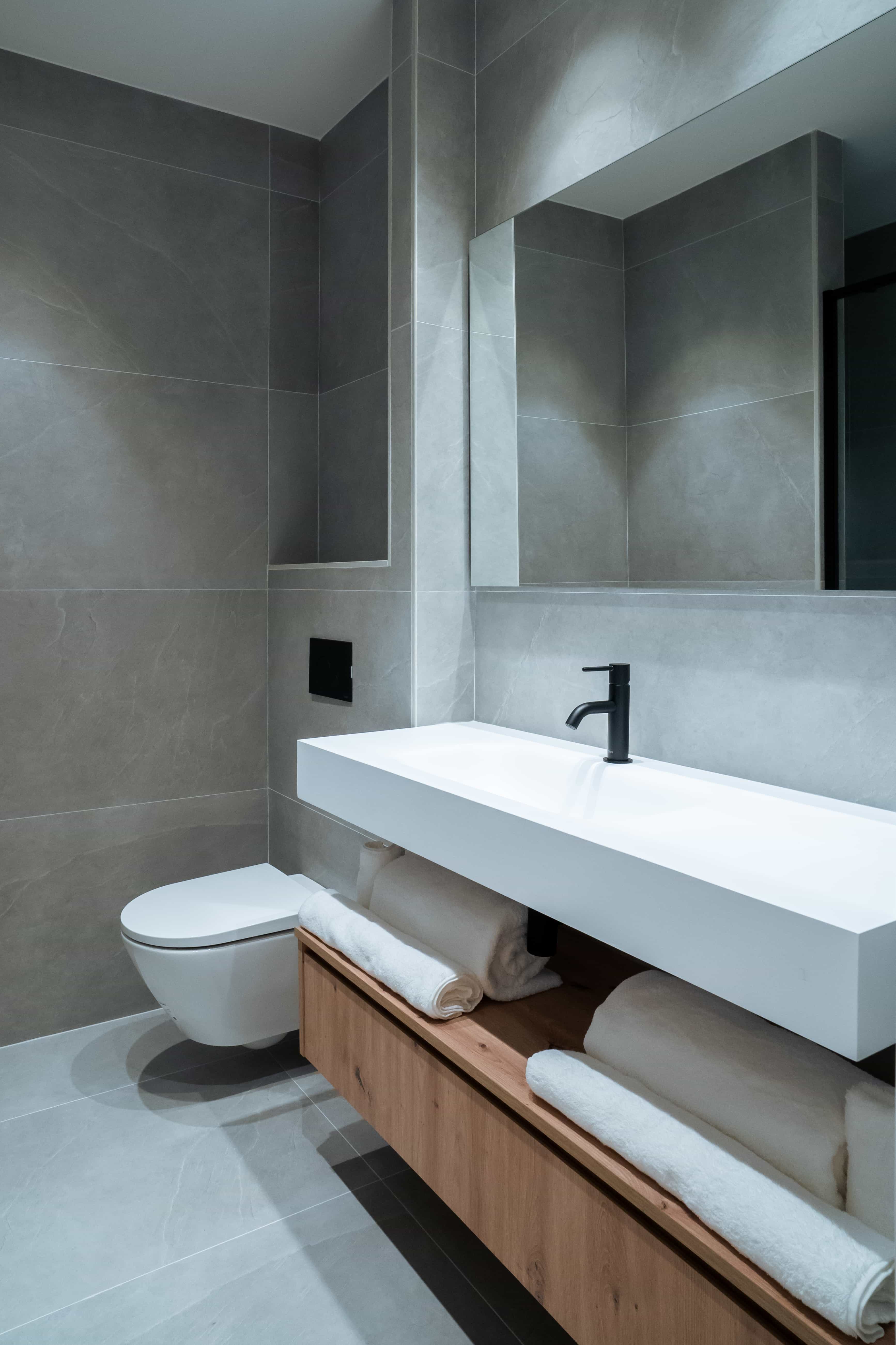baño moderno completo oviedo